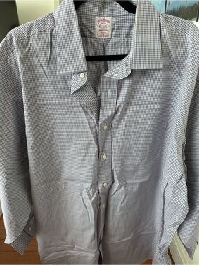 Madison Men's Blue and White Check Dress Shirt